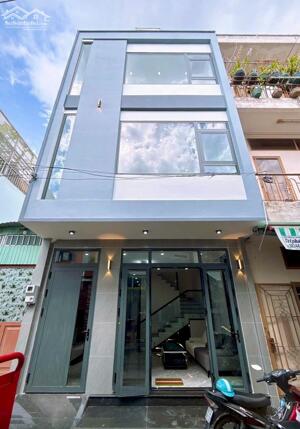 Nhà 1 trệt 2 lầu hẻm 54 Hùng Vương - Gần siêu thị Vincom