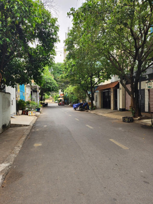 nhà lê thị hồng, p.17, gv. dt: 5m x 20m trệt 3 lầu st, giá: 12ty tl