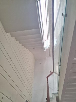 ( quận 7) mặt tiền kinh doanh ngay chợ phú thuận - 4 tầng - mới đẹp full nội thất - 5m x 20m