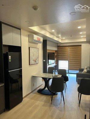 cần tiền gấp bán căn cc 2ngủ 2vs full nội thất cạnh trung tâm thương mại aeon mall lớn nhất mb.