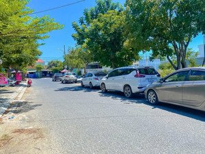 khu đô thị điện ngọc giáp fpt mặt tiền kinh doanh sầm uất ngay chợ đầu mối. liên hệ ngay