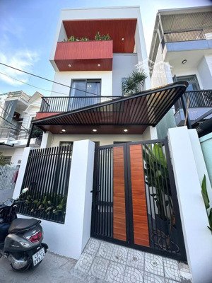 bán nhà đẹp 3 tầng full nội thất 2 mặt kiệt 411 nguyễn phước nguyên, thanh khê