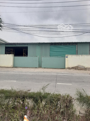 chính chủ cần bán gấp căn nhà xưởng giá 38tỷ dt 697,6m2 ngang 23m mt đường nguyễn thị tư (990)