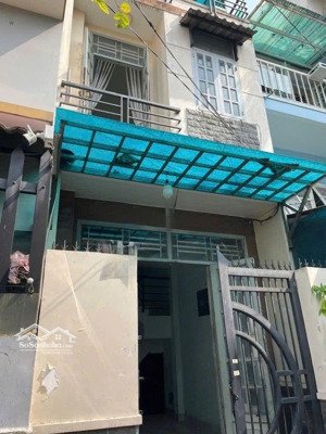 nhà nc - phan văn trị - gần mặt tiền - 3,2x11m - 3pn 2wc - 11 triệu tl - gọi hằng 