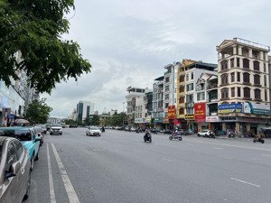 cho thuê căn nhà góc 7 tầng mặt đường trần hưng đạo, tp hạ long, quảng ninh.