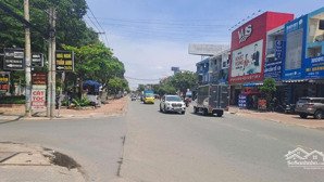 bán lô đất ngay trung tâm tt long thành, chỉ cách đường lê duẩn 300m.
