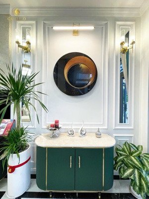 bán nhanh căn verosa park dt 7x15 sân vườn giá 17.9 tỷ full nthat nhà vẫn còn mới view công viên