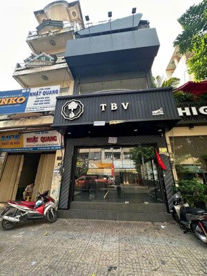 sang mặt bằng vị trí đẹp , diện tích 5 x 16 , 1 trệt 2 lầu , trung tâm tân sơn nhì khu sầm uất