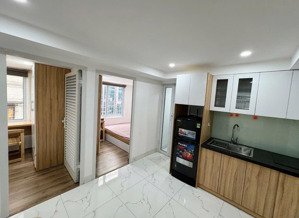 cho thuê căn hộ 2 ngủ 1 khách full đồ rộng 60m2 chỉ 8tr tại hoàng hoa thám, ba đình