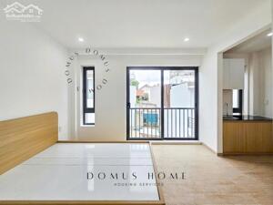 Căn hộ Studio tách bếp, ban công tại Quận 1, gần chợ Bến Thành, Phố Bùi Viện