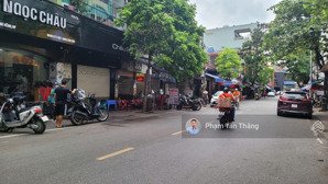 bán căn nhà mặt đường to gần hồ sen, tô hiệu mà giá chỉ quanh 90 triệu/m2