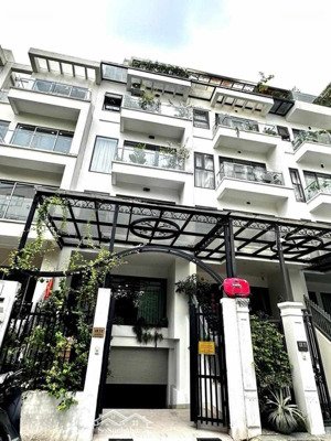 giá đầu tư siêu lợi nhuận lk thanh xuân 5 tầng 2 hầm kinh doanh văn phòng.dt : 110 m2 .giá : 30 tỷ