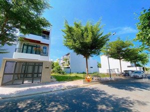 đất nằm trong khu trung tâm hành chính mới của long thành dt 126m2 sổ hồng riêng