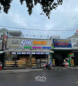 chính chủ bán gấp nhà mặt tiền (8x15) giá 970triệu - ngay chợ bình chánh đang cho thuê 17tr/tháng