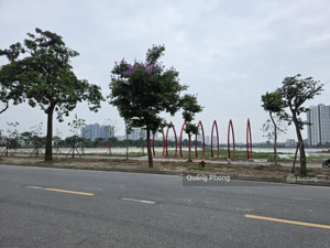 bán 66m đất đẹp đông dư gần sát vinhomes ocean park.