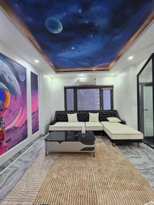 siêu phẩm! nhà tôn đức thắng 30m2, 5 tỷ, gần học viện ngân hàng, 10p lên phố, dân xây ở ngay!