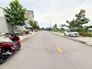 chủ cần bán mặt tiền trần phú, phước an, nhơn trạch 33.3m x 130m, có sẵn 500m2 thổ cư, giá tốt