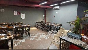 cho thuê nhà 2 tầng mặt tiền phạm văn đồng. thích hợp mở nhà hàng, siêu thị, shop,...