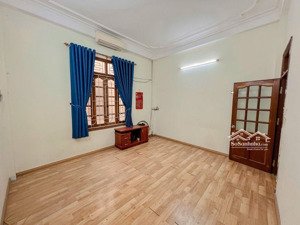 bán nhà vương thừa vũ, dt 34m2 x 4t, mt 4.6m, 8.1 tỷ, phân lô quân đội, ngõ thông, khu dân trí cao