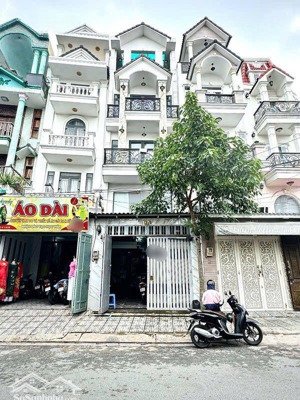 bán nhà mặt phố thống nhất, gò vấp, 10,8 tỷ, 68m2, view đẹp hàng hiếm tại