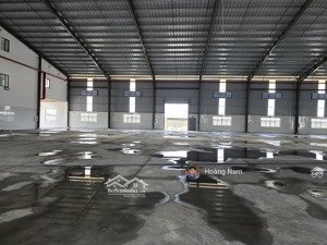 bán xưởng 5000m2 + trang thiết bị máy móc ngành thép lá . kcn đức hòa long an ,giá tốt