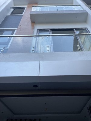 bán nhà phố trạm dân xây- vừa làm vp vừa ở tuyệt vời - 4t - 4 ngủ - thông các ngả - giá 6,4 tỷ