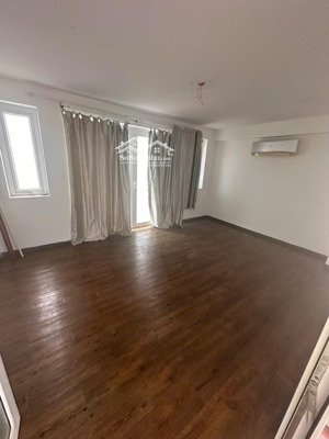 phòng trọ cho thuê 40m2. nội thất cơ bản. giá 4tr/t