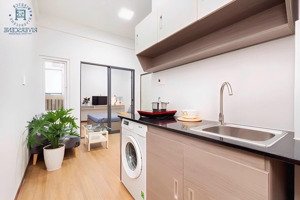 căn hộ 1pn máy giặt riêng được nuôi thú cưng mới trống xem liền
