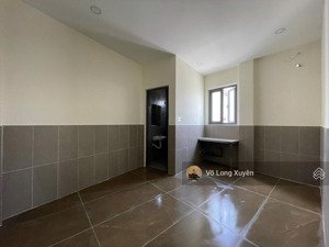 phòng trọ cửa sổ thoáng giá rẻ, mới xây, giờ giấc tự do, không chung chủ ở quận 7