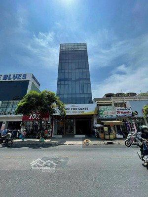 xuống giá cần bán gấp tòa nhà mặt tiền ngay lý thường kiệt (8.5x25m) hầm 6 tầng - 220 tr/th - 53 tỷ