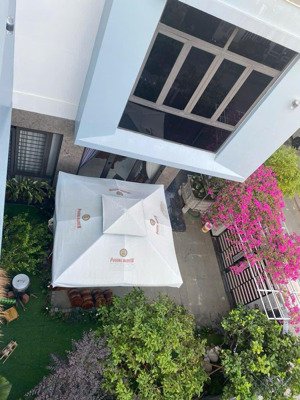 chào bán biệt thự nhà vườn, có góc lãng mạng cho vợ chồng, giá cực kỳ tốt