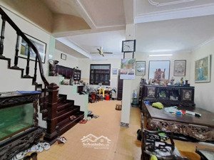 ngõ thông, gần ô tô, nhật chiêu, tây hồ. 122m2, mt 5.5m, giá chỉ 170tr/m2