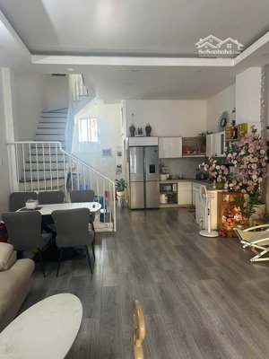 bán nhà đẹp 2,5 tầng dt 63,6m2 sát bên kđt mỹ gia, để lại nội thất, giá rẻ chỉ 3.6 tỷ bớt lộc