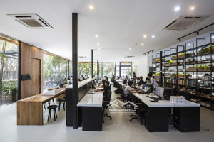 cho thuê văn phòng siêu rộng 1000m2 tại lê văn lương khu vực sầm uất trung tâm giao dịch