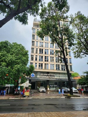 tòa nhà mặt tiền nguyễn trãi gần ngô quyền quận 5
