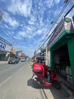 285m2 đất 2 mt - giá 12.5 tỷ - tiện xây chdv cho thuê - đỗ xuân hợp vào 300m - phước long b quận 9
