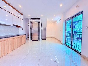 bán nhà phố lụa, lô góc đẹp mê ly, nội thất cực chất, thang máy vi vu