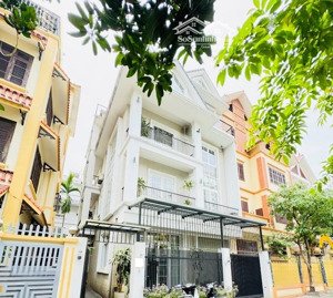 bán biệt thự liền kề sài đồng, dt 125m2, mt 10m, sân vườn, vị trí thoáng mát