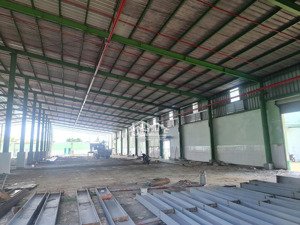 cho thuê nhà xưởng 6500m² cụm liên minh đức hòa pccc tự động, container vào tận xưởng