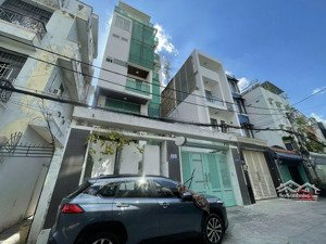 siêu khan hiếm bán tòa nhà mt đường trần kế xương 7 tầng dt 8.5x 27 với 13 phòng giá ngộp