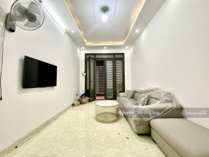 trung tâm văn quán_chỉ 7,1 tỷ_15m ra ô tô tránh, phân lô vỉa vè_100m nguyễn khuyến_dt 32mx6t, 3pn