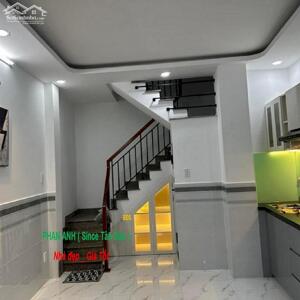  Bán Gấp Nhà Mặt Phố Quận 2 _ 95 m2 đất _ Chỉ 8 Tỷ _ Liền Kề Nguyễn Thị Định!