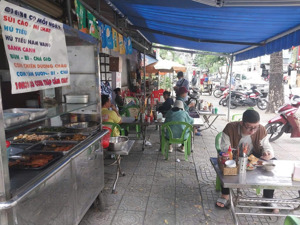 sang mặt tiền quán cơm tại trường sơn, quận 10. giá 12 triệu