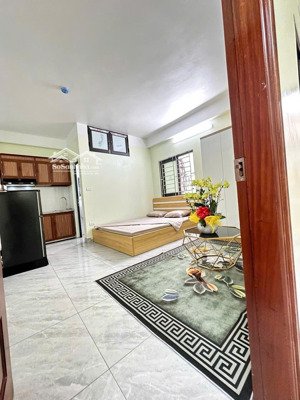 chính chủ cho thuê nhà riêng giá rẻ tại ngõ 38 xuân la, tây hồ. 4,2tr/tháng. lh 