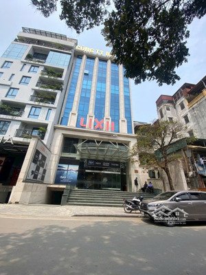 cho thuê nhà 7 tầng mặt phố nguyễn ngọc nại: dt 100m2 x 7 tầng, mt 6m, nhà đẹp, thang máy, pccc