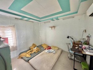 105tr/m2 giáp q1, nhà cấp 4, dt 6.8x12m, xây dựng được 5 tầng, đường điện biên phủ, giá 8,69 tỷ tl