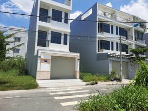 Lô đất vàng MT Hồng Đức, Thủ Đức, 150m2, giá chỉ 4tỷ6, sổ hồng riêng, xây tự do, tiện kinh doanh