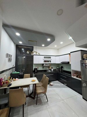 nhà mt phố phạm huy thông cho thuê 70m2 dòng tiền 8tr/th, cách vincom quang trung chỉ 10p, hẻm 5m
