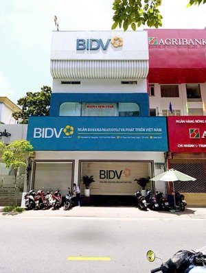 hạ giá bán gấp miếng đất trống 2mt bành văn trân, p7, q.tân bình; 8,2x27m; giá chỉ 29 tỷ tl