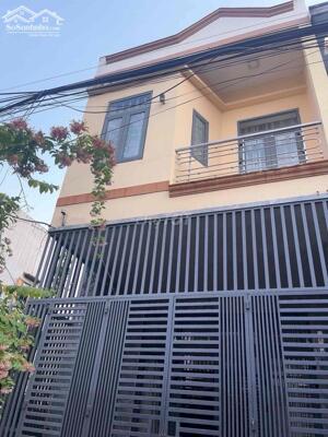 nhà 2 tầng mặt tiền đường nguyễn thuý phường hoà minh đà nẵng